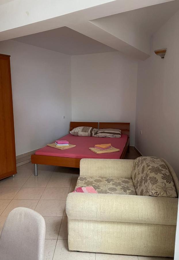 Apartments Sveti Stefan-Marko Ngoại thất bức ảnh